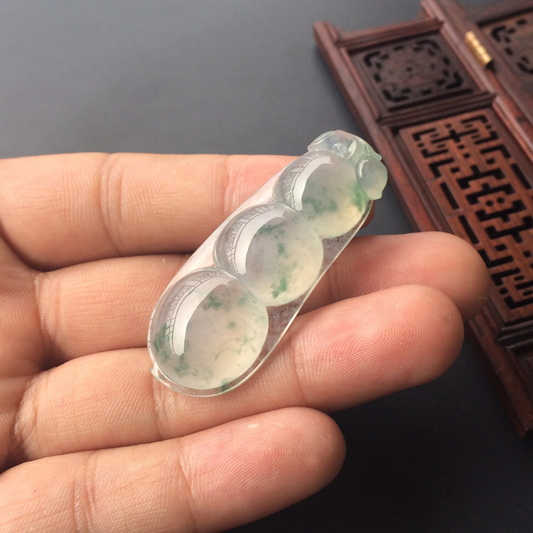 （超值推荐）冰种飘花四季豆挂件
