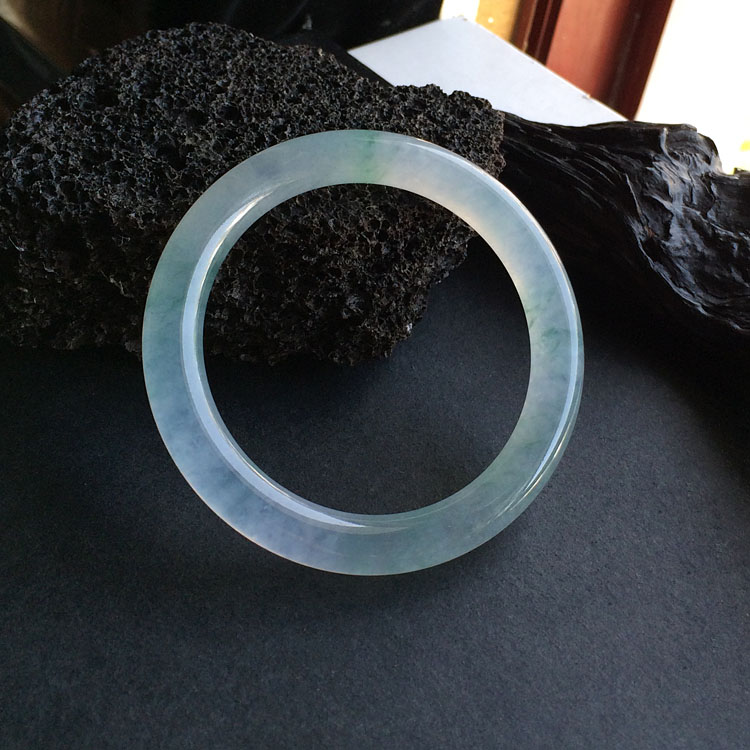 冰种飘花圆条手镯(56.1mm)