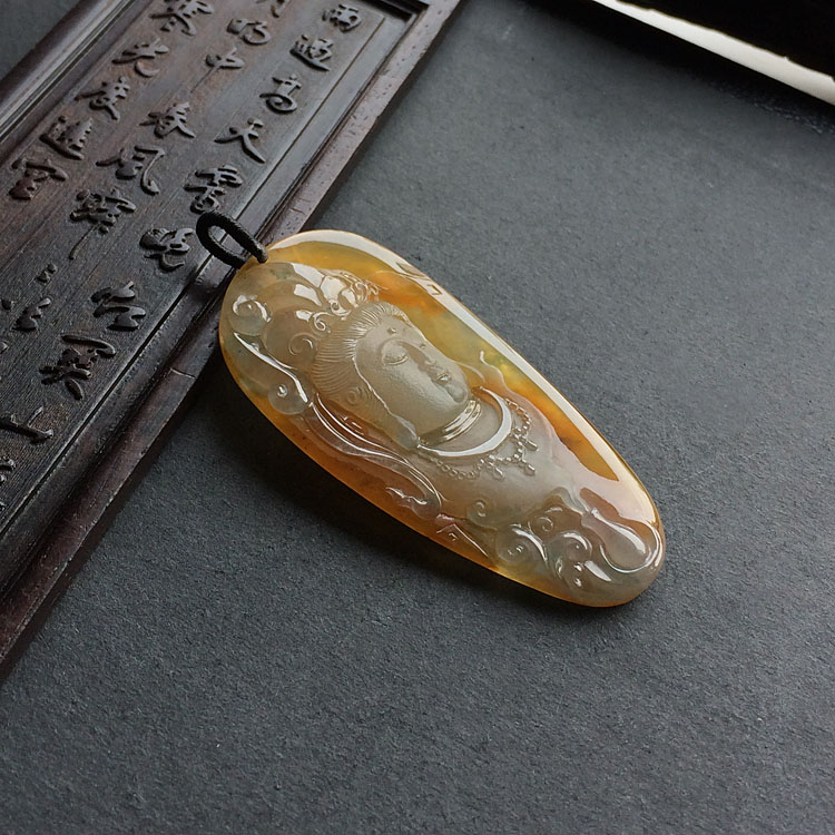 冰种黄翡飘花观音头挂件