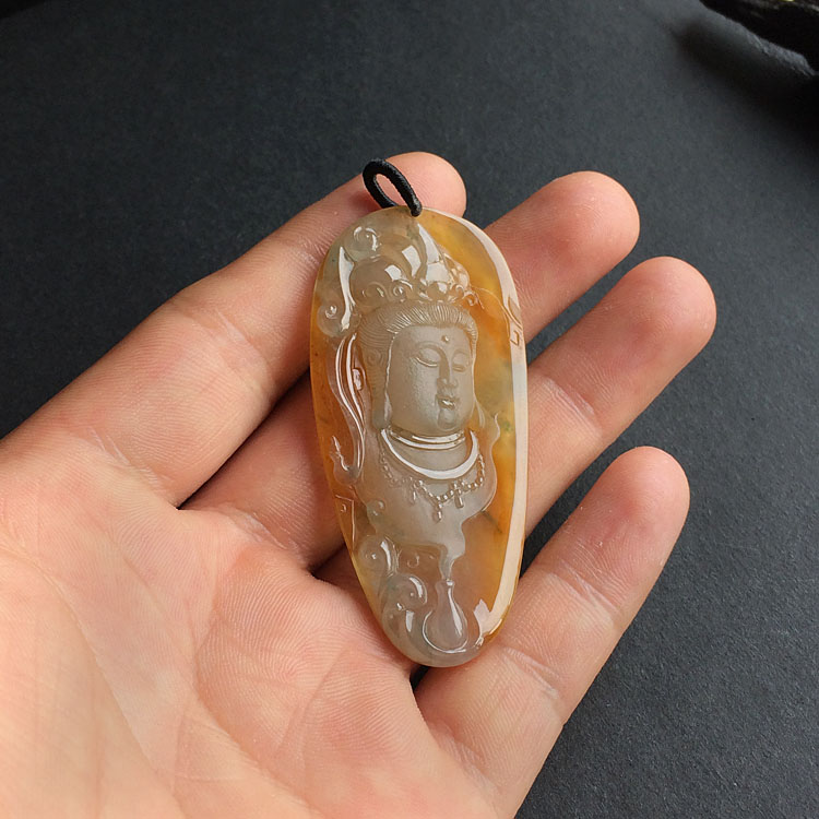 冰种黄翡飘花观音头挂件