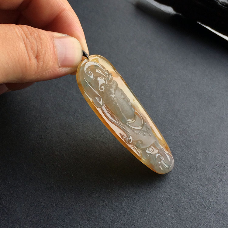 冰种黄翡飘花观音头挂件