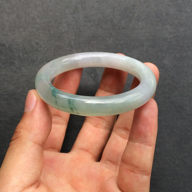 (超值推荐)冰种飘花圆条手镯(50.7mm)