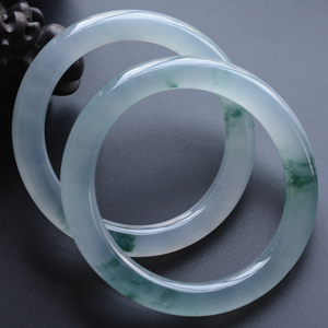 (超值推荐)冰种飘花圆条手镯(一对)(57.2mm/55.2mm)