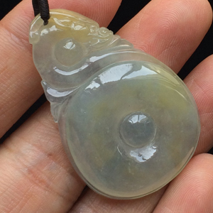 (超值推荐)冰种黄翡龙行如意挂件