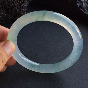 冰种飘花圆条手镯(56.1mm)