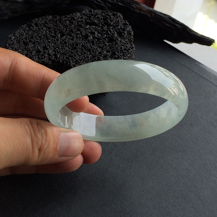 冰种晴水贵妃手镯(50.3mm-56.6mm)