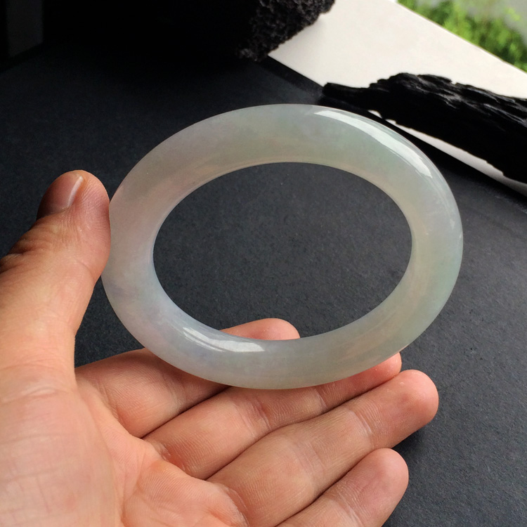 (超值推荐)糯冰种淡晴水带紫罗兰圆条手镯(58.2mm)