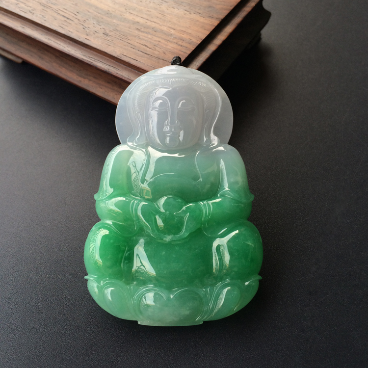 (超值推荐)糯冰种淡春带彩观音挂件