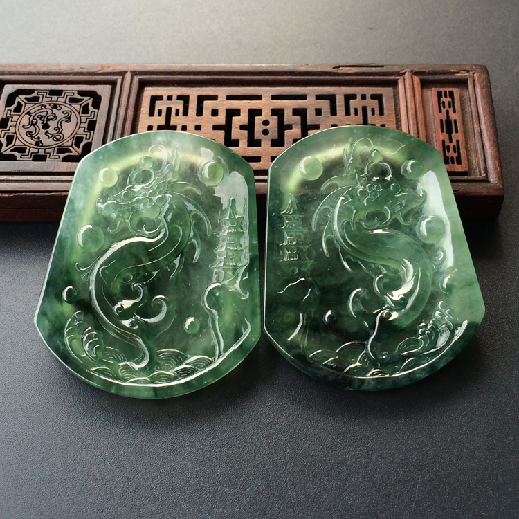 (超值推荐)冰种飘花龙牌挂件(一对)