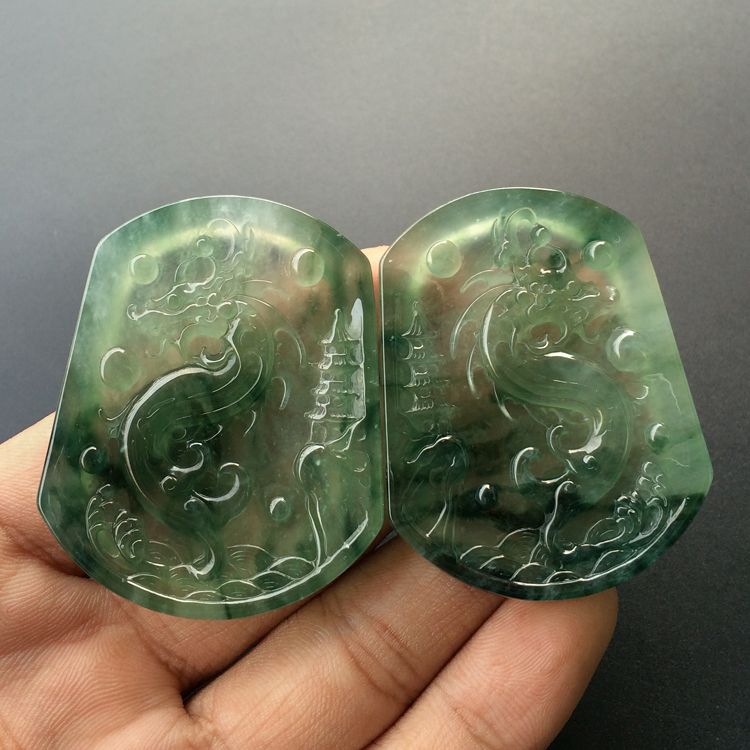 (超值推荐)冰种飘花龙牌挂件(一对)