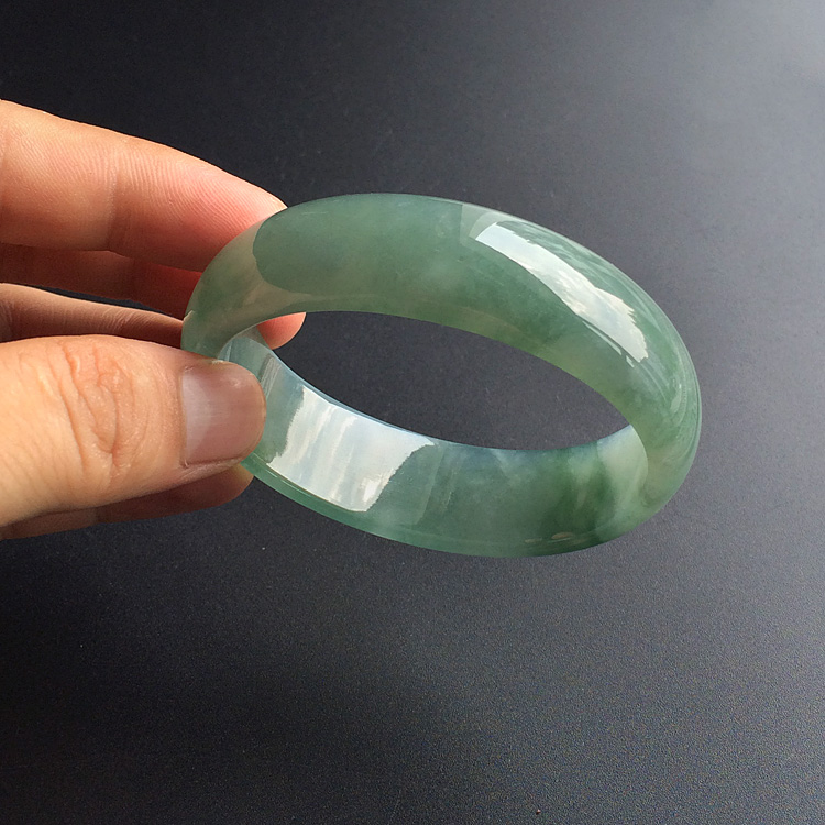 糯冰种飘花贵妃手镯（51.3-59.4mm）