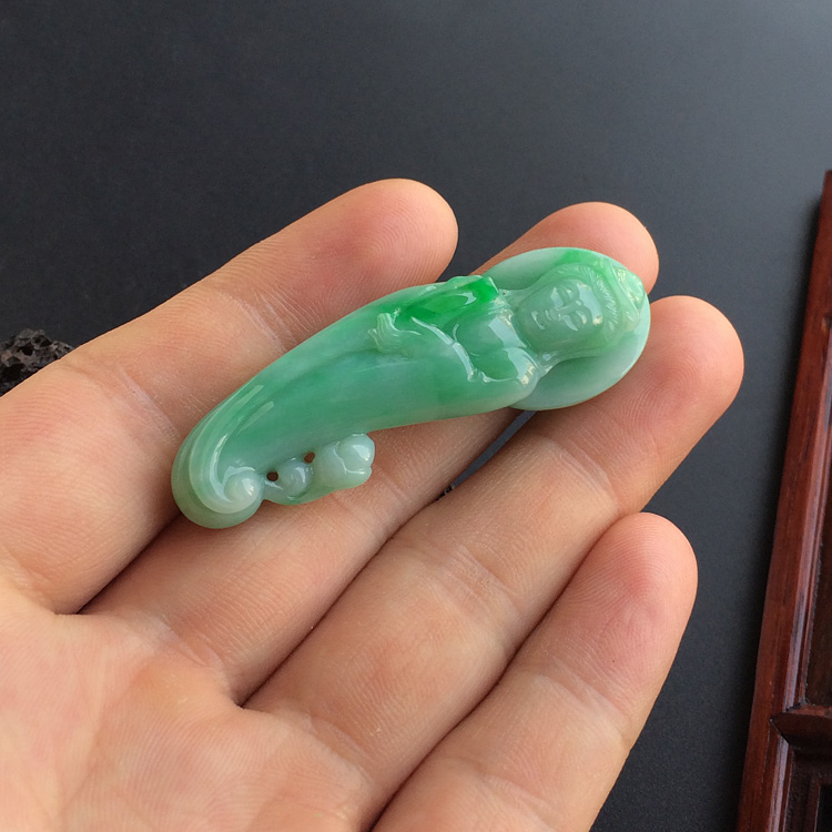 (超值推荐)糯冰种飘翠观音挂件