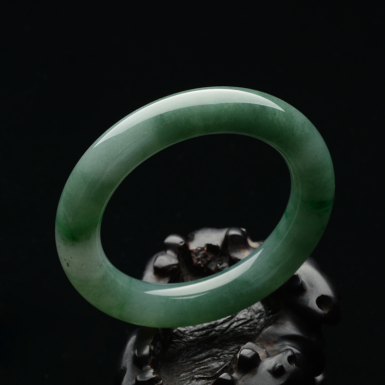 (超值推荐)糯冰种蓝晴水圆条手镯(52.9mm)