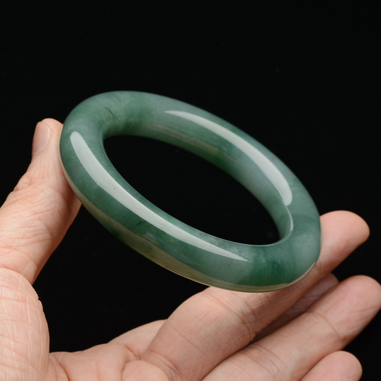 (超值推荐)糯冰种蓝晴水圆条手镯(52.9mm)