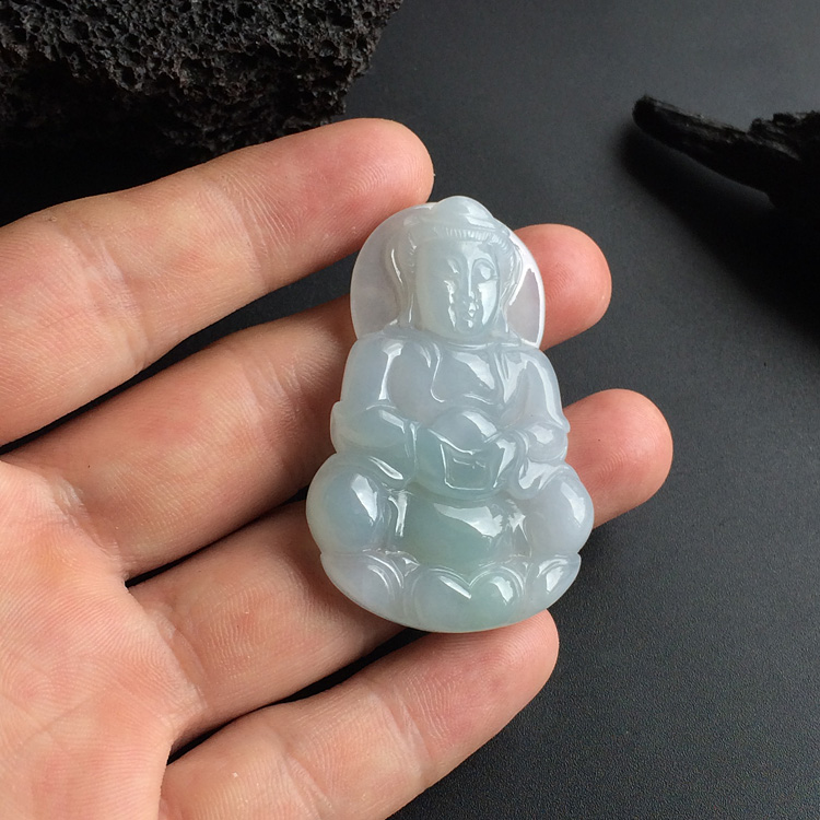(超值推荐)糯冰种淡晴水观音挂件