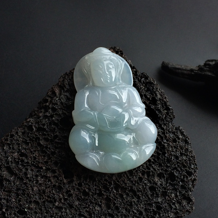 (超值推荐)糯冰种淡晴水观音挂件