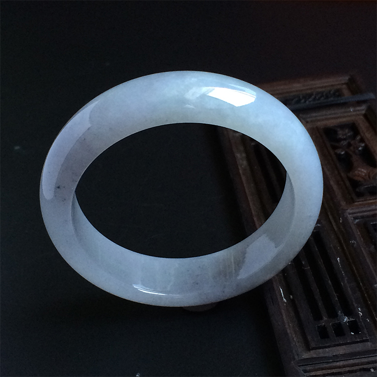 糯冰种淡紫罗兰手镯（57.2mm）