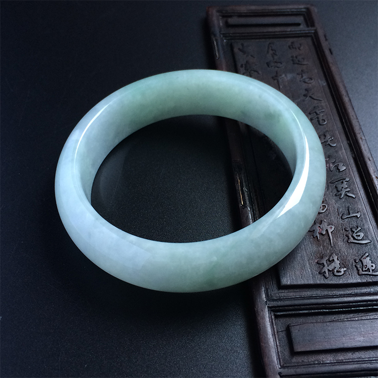 （超值推荐）糯冰种晴水手镯（59mm）