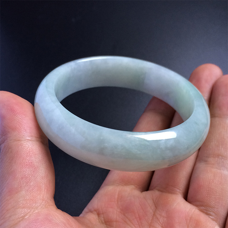 （超值推荐）糯冰种晴水手镯（59mm）
