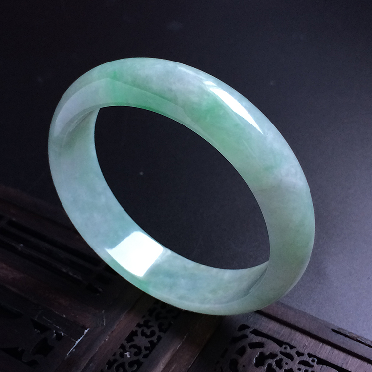 （超值推荐）糯冰种晴水飘翠手镯（60mm）