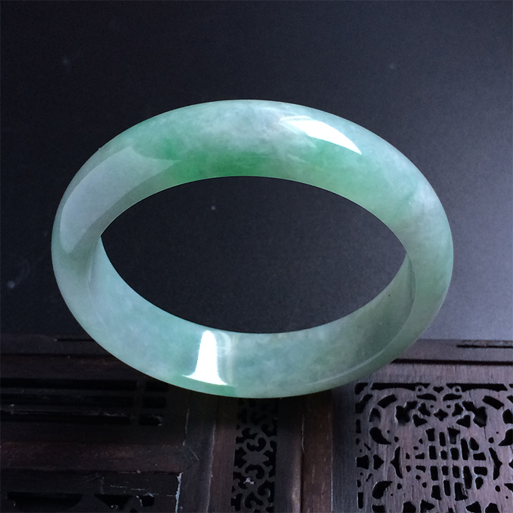 （超值推荐）糯冰种晴水飘翠手镯（60mm）