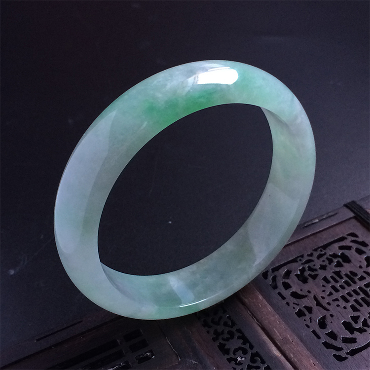 （超值推荐）糯冰种晴水飘翠手镯（60mm）