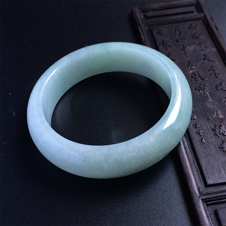 糯冰种晴水手镯（57mm）