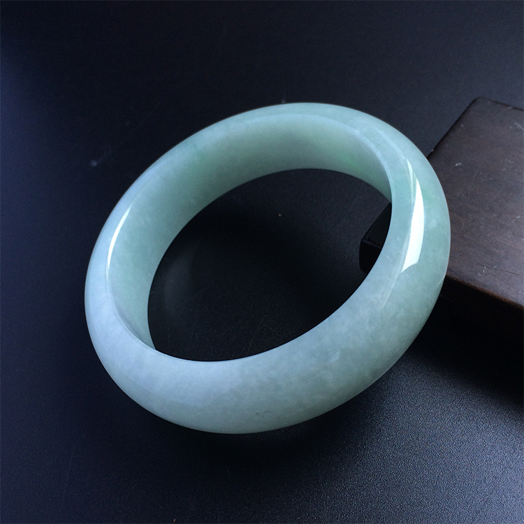 糯冰种晴水手镯（57mm）