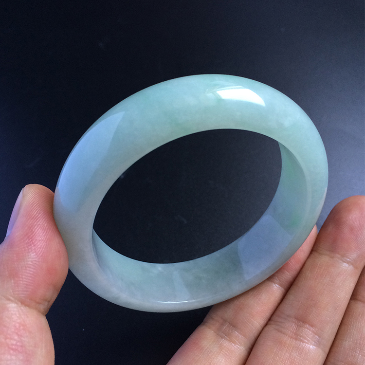 糯冰种晴水手镯（57mm）