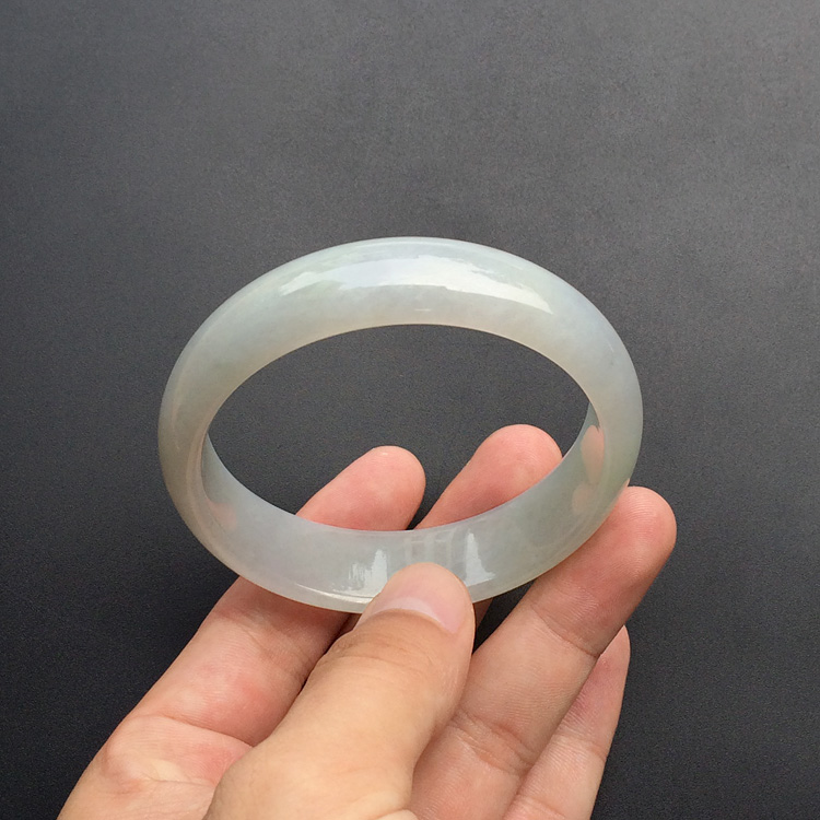 糯冰种淡晴水手镯(60.3mm)