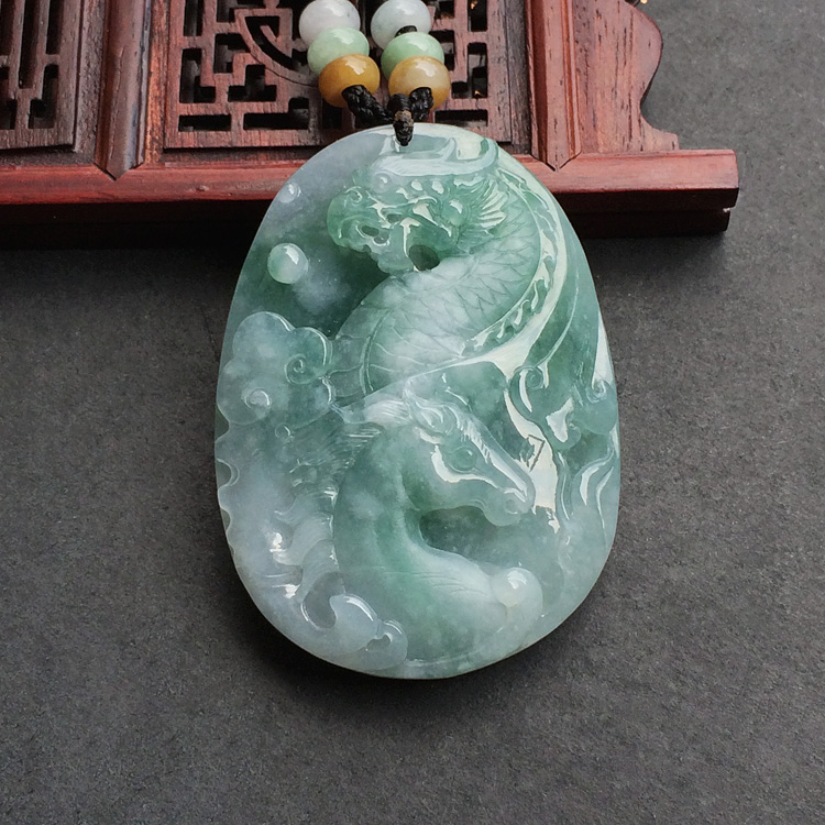 糯冰种晴水龙马精神挂件