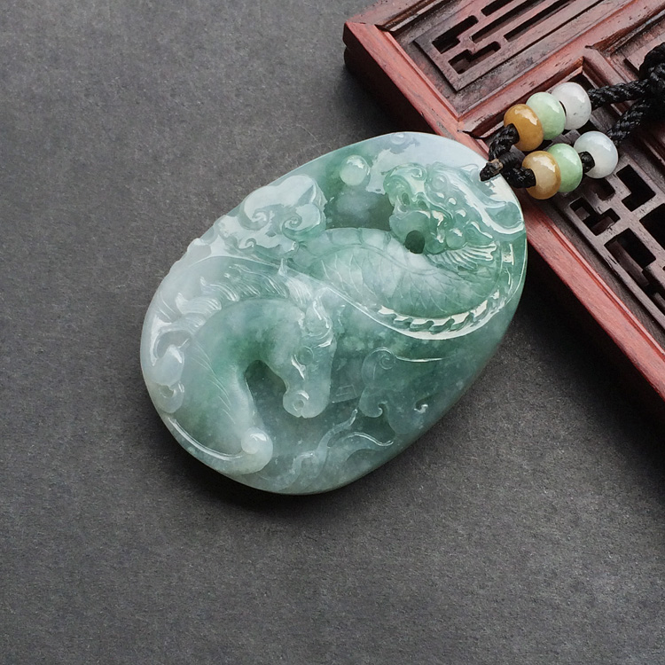 糯冰种晴水龙马精神挂件