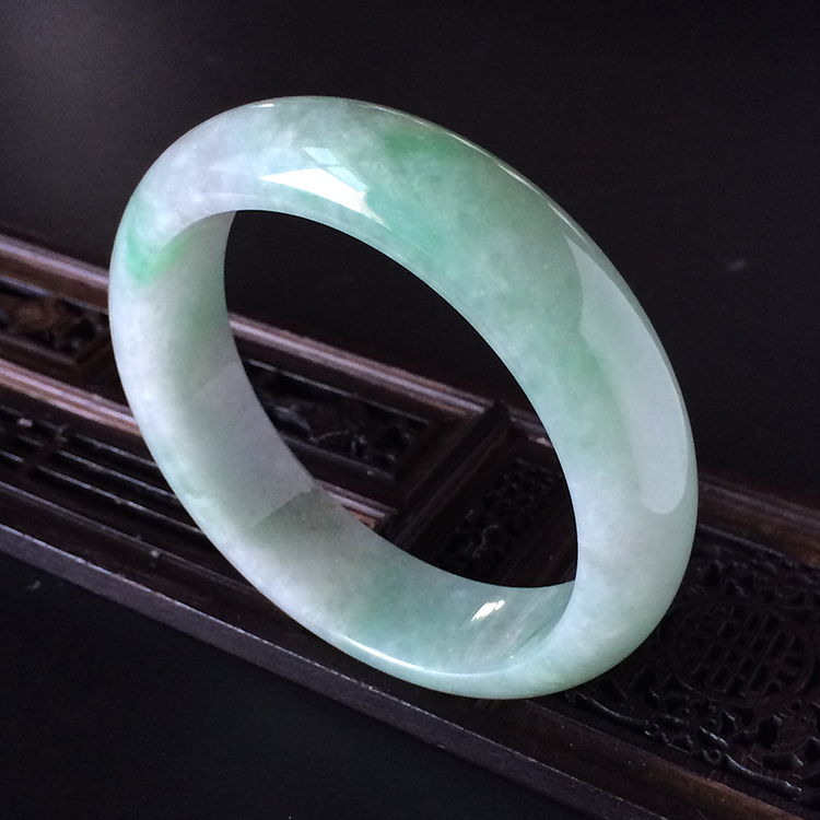 糯冰种飘翠手镯（60.1mm）