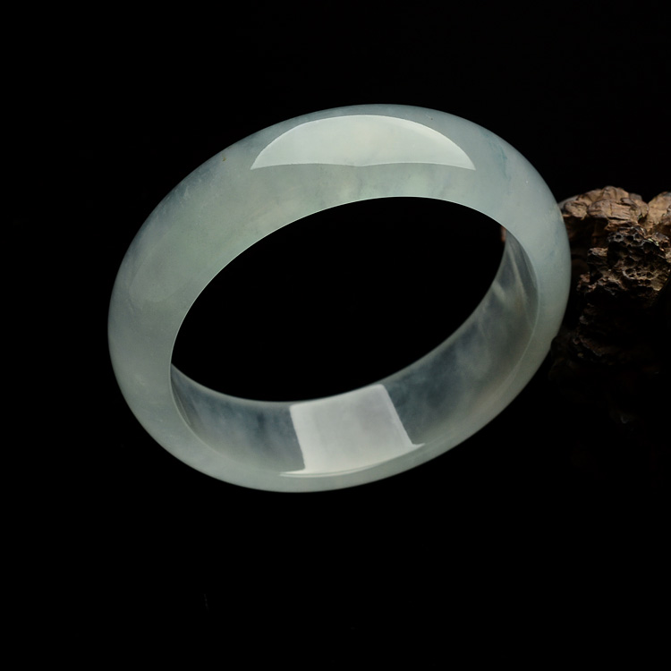 (超值推荐)冰种晴水手镯(57.1mm)