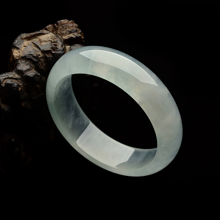 (超值推荐)冰种晴水手镯(57.1mm)