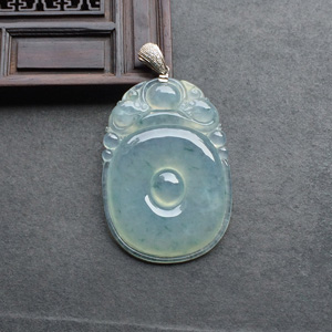 (超值推荐)冰种飘花双龙如意挂件