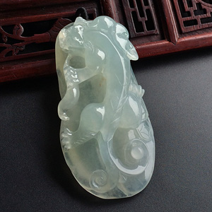 (超值推荐)糯冰种晴水一夜成龙挂件