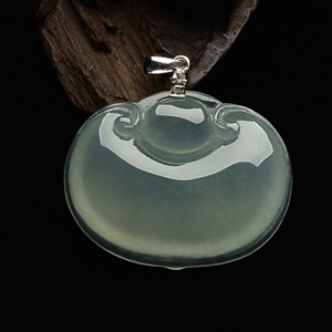 冰种晴水如意挂件