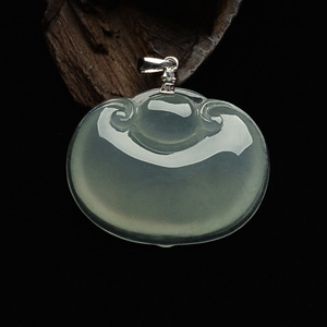 冰种晴水如意挂件