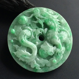 (超值推荐)糯冰种飘翠龙牌挂件