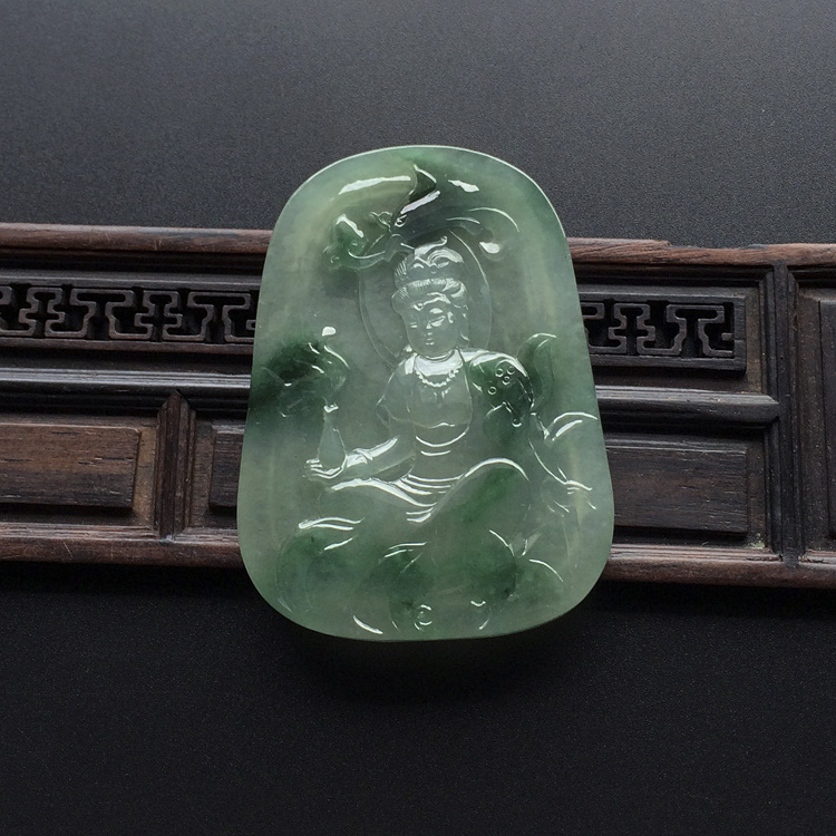 (超值推荐)糯冰种飘花观音挂件