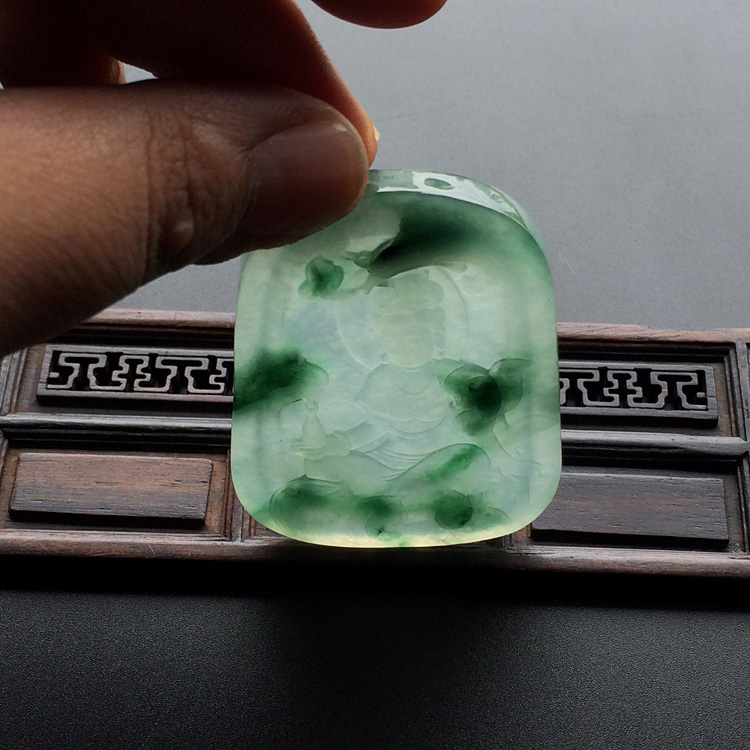 (超值推荐)糯冰种飘花观音挂件