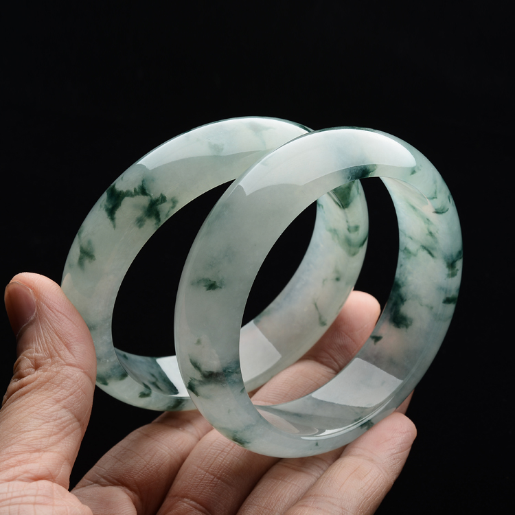 (超值推荐)冰种飘花手镯(一对)(58.8mm/57.3mm)