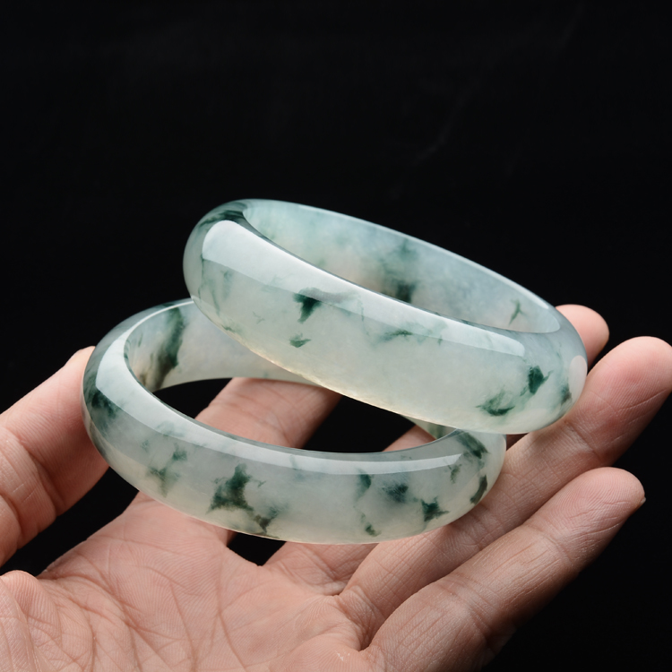 (超值推荐)冰种飘花手镯(一对)(58.8mm/57.3mm)