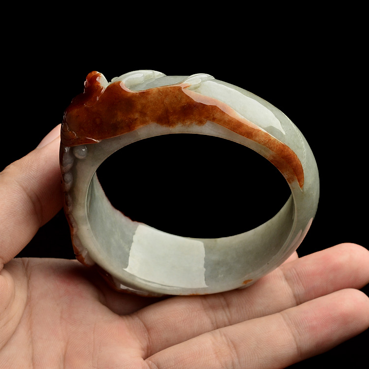 (超值推荐)糯冰种褐红翡雕花贵妃手镯(58mm-60mm)