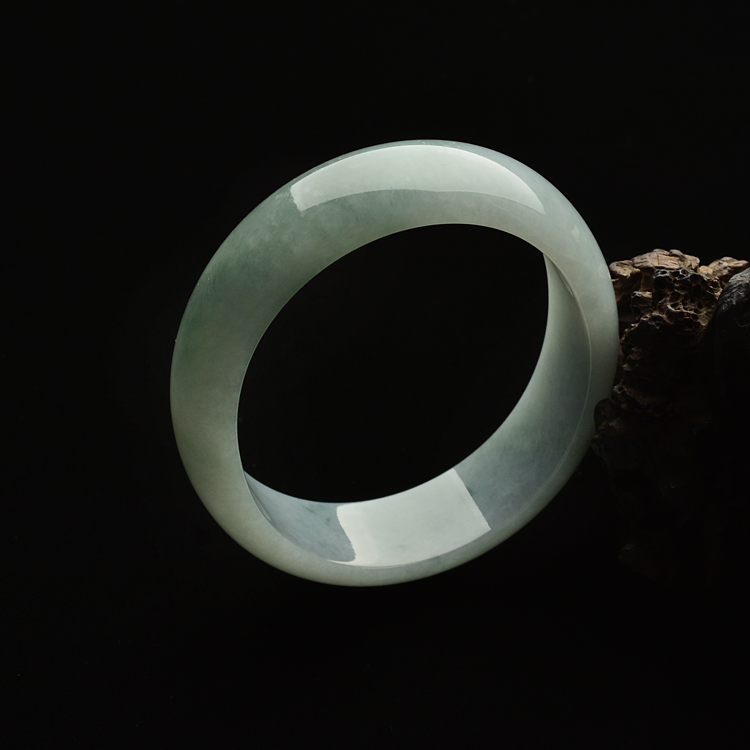 (超值推荐)糯冰种晴水飘花手镯(51.3-56.8mm)