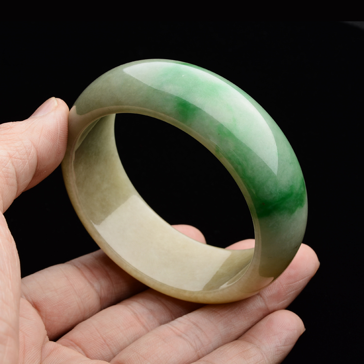(超值推荐)糯冰种黄加绿手镯(57.7mm)