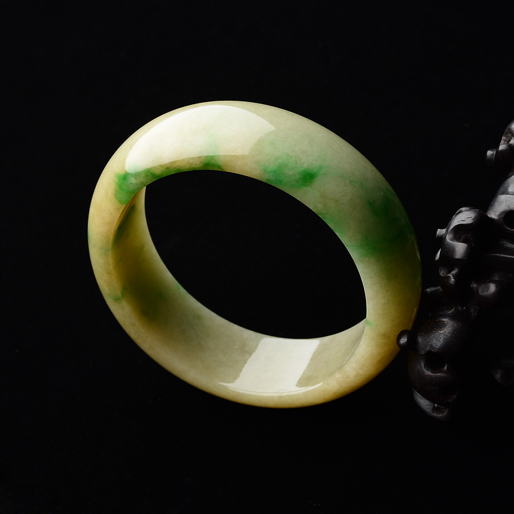 (超值推荐)糯冰种黄加绿手镯(59.2mm)