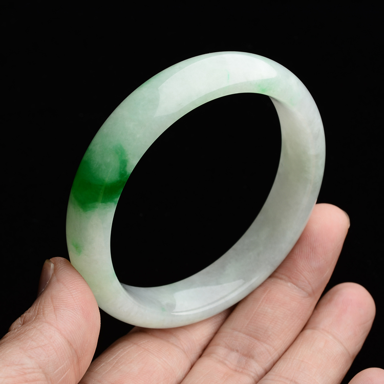 (超值推荐)糯冰种晴水飘翠手镯(55.3mm)