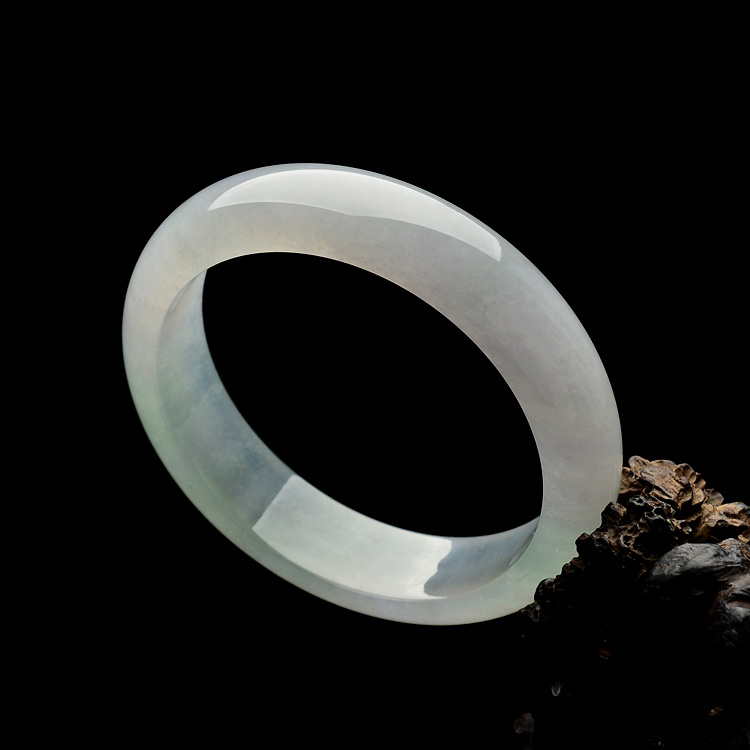 (超值推荐)冰种晴水手镯(59mm)